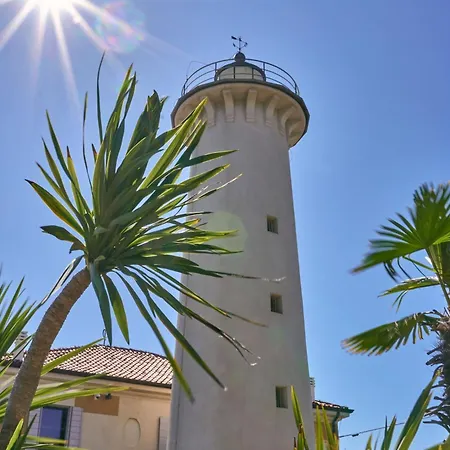 Bright Escape 250m From The Sea *